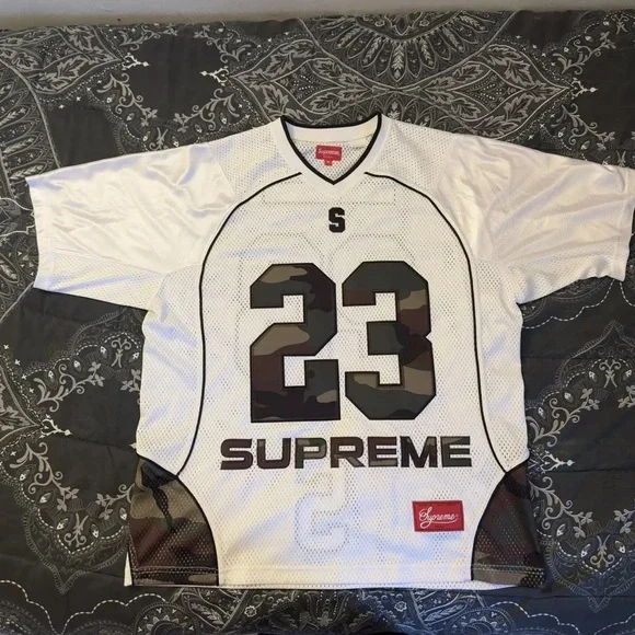 Supreme camo jersey